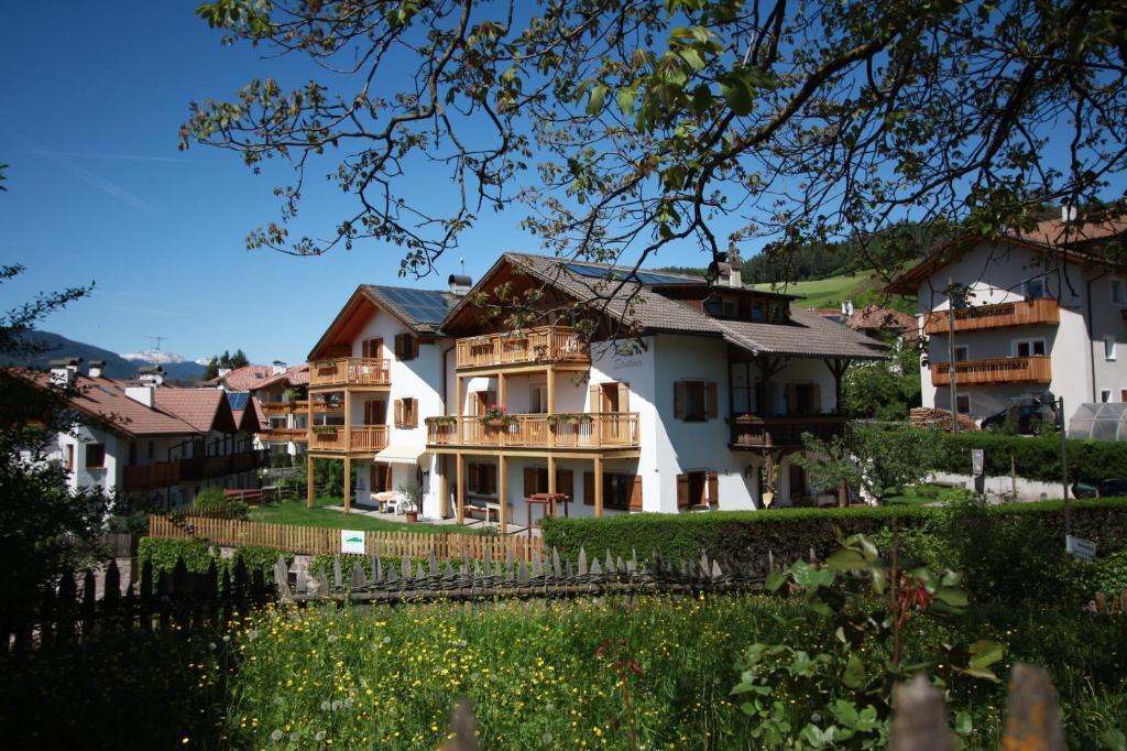 Haus Santner Apartamento Fiè Exterior foto