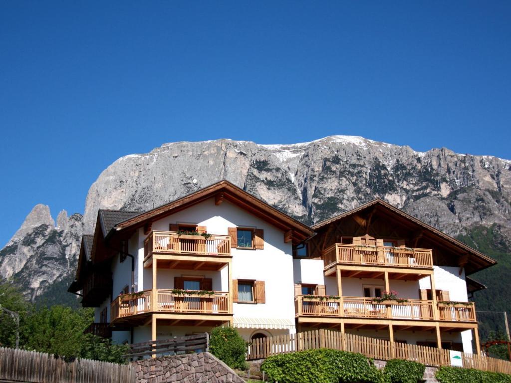 Haus Santner Apartamento Fiè Exterior foto